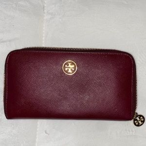 Tory Burch wallet